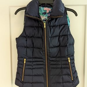 Lilly Pulitzer puffer vest, size medium, navy color